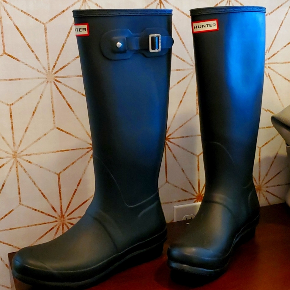 Black Hunter boots